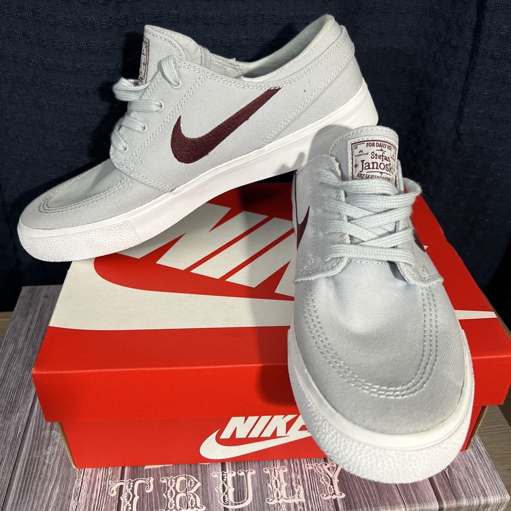 Men's Nike Zoom Stefan Janoski Canvas RM SB gray Varsity Size 7 Skater Shoes